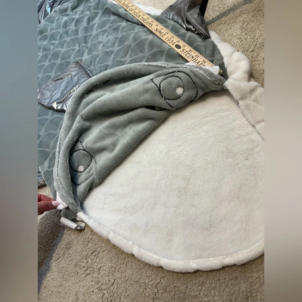 Kids Shark Blanket Sleeping Bag Jay Franco Gray White Teeth Fins